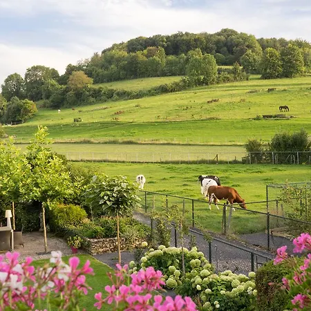 Panorama Sousberg En Bed & Breakfast Schin op Geul